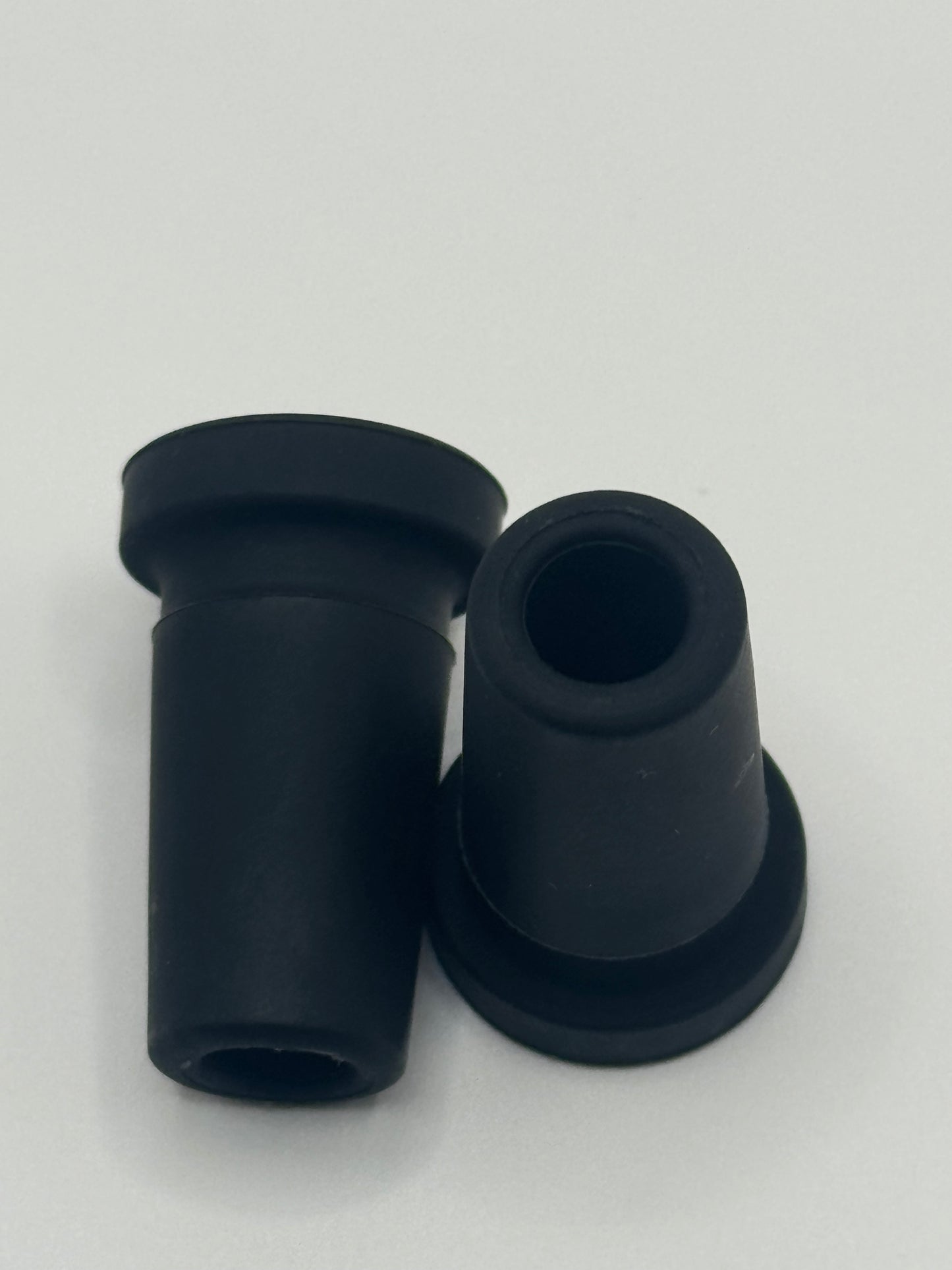 14mm male to 10mm female adapter/reducer (silicone)