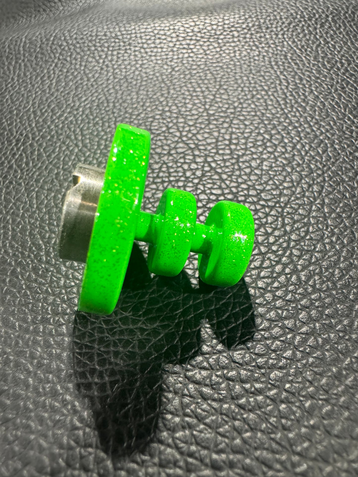 Cloud Vortex 4.3 regular airflow spinner cap for regular size atomizer (UV Green with flake)